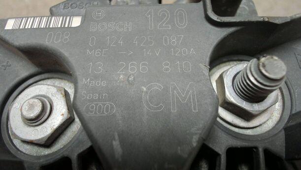 Foto: LICHTMASCHINE / STARTER ( 120 A ) eines Opel Corsa 1.4 16V