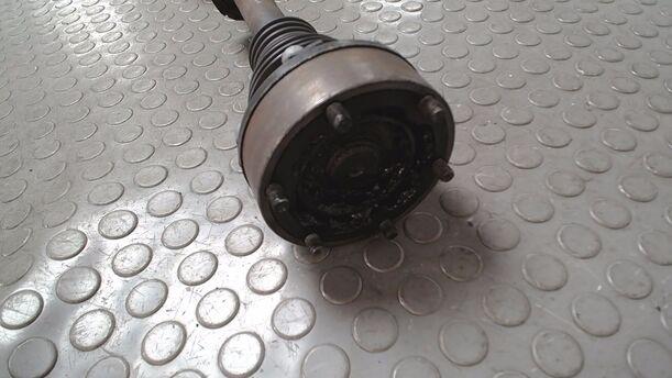Foto: ANTRIEBSWELLE LINKS ( SCHALTGETRIEBE ) eines Seat Leon 1.8 20V