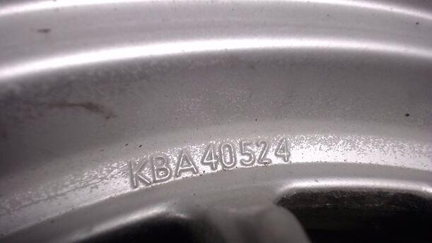 Foto: ALUFELGE 6X14 ET30 eines Mercedes-Benz 250S