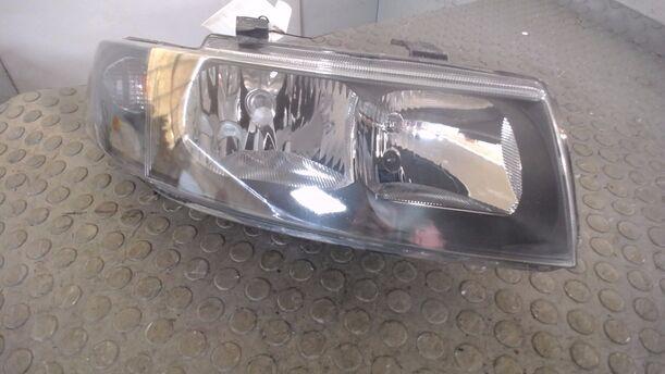 Foto: SCHEINWERFER RECHTS ( VALEO ) eines Seat Leon 1.8 20V Lounge