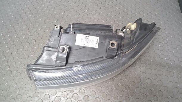 Foto: SCHEINWERFER LINKS ( VALEO ) eines Seat Leon 1.8 20V Lounge