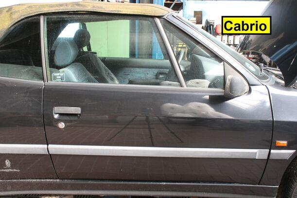 Foto: TÜR RECHTS ( CABRIO ) eines Peugeot 306 Cabriolet 1.8 Lounge