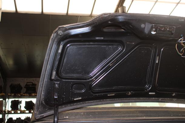 Foto: HECKKLAPPE/ HECKDECKEL ( CABRIO ) eines Peugeot 306 Cabriolet 1.8 Lounge