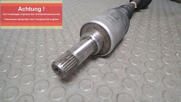 Foto: ANTRIEBSWELLE LINKS ( SCHALTGETRIEBE ) eines Peugeot 306 Cabriolet 1.8 Lounge