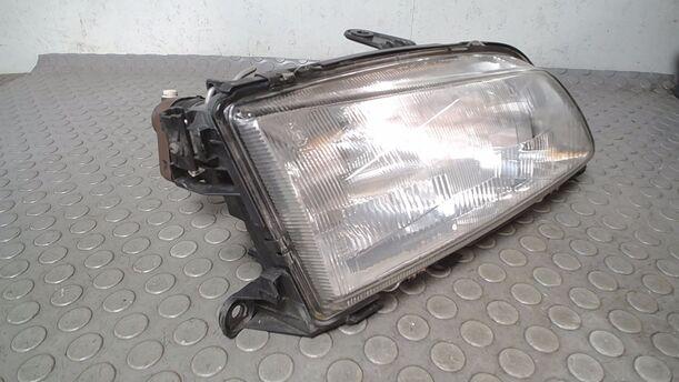 Foto: SCHEINWERFER RECHTS ( BIS 1997 ) eines Peugeot 306 Cabriolet 1.8 Lounge