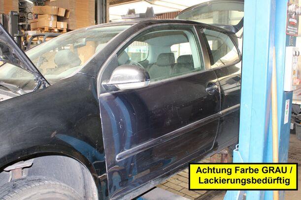 Foto: TÜR LINKS ( 2/3 TÜRER ) eines VW Golf 1.4 Lounge