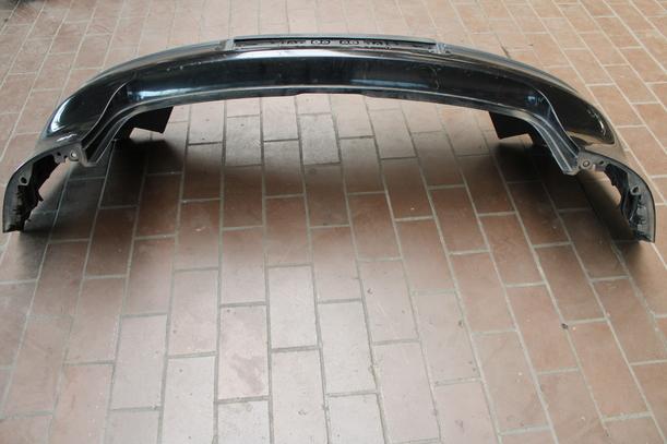 Foto: STOSSFÄNGER/ STOßSTANGE HINTEN ( LIMOUSINE ) eines VW Golf 1.4 Lounge