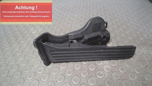 Foto: GASPEDAL eines VW Golf 1.4 Lounge
