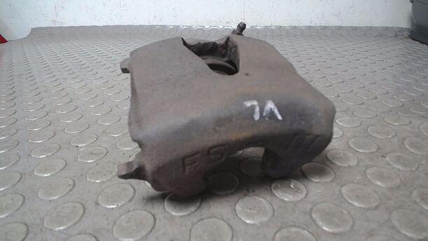 Foto: BREMSSATTEL VORN LINKS / ATE ) eines VW Golf 1.4 Lounge
