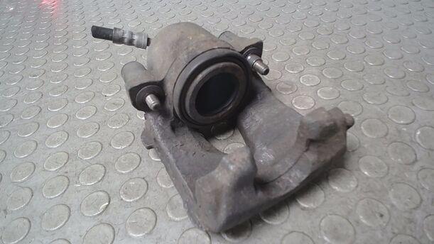 Foto: BREMSSATTEL VORN LINKS / ATE ) eines VW Golf 1.4 Lounge