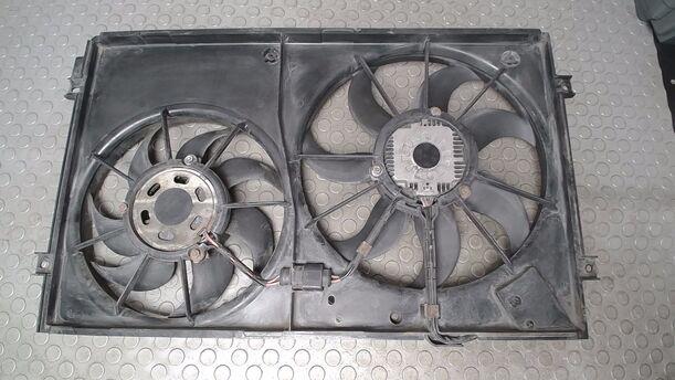 Foto: ELEKTROLÜFTER eines VW Golf 1.4 Lounge