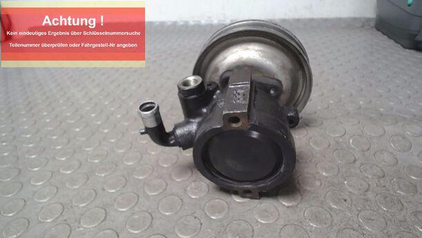 Foto: PUMPE SERVOLENKUNG/ SERVOPUMPE eines Fiat Strada 1.9 D Lounge