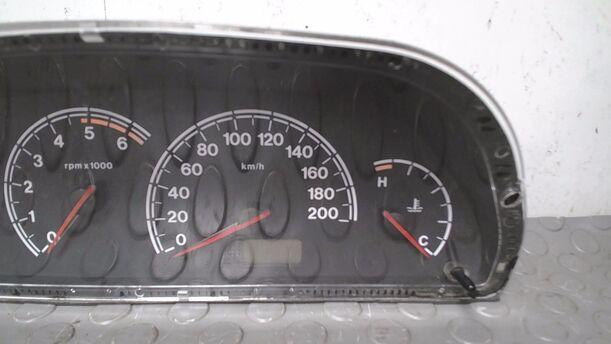 Foto: TACHOEINHEIT eines Fiat Strada 1.9 D Lounge