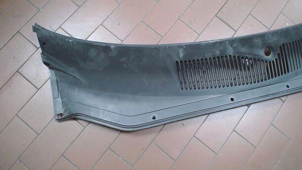 Foto: WINDLAUF/ ABTROPFGITTER eines Fiat Strada 1.9 D Lounge