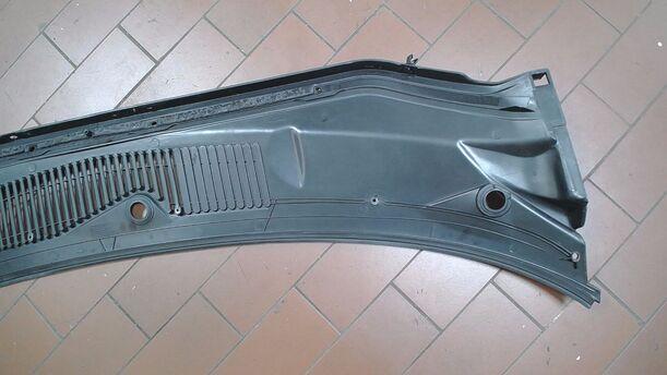 Foto: WINDLAUF/ ABTROPFGITTER eines Fiat Strada 1.9 D Lounge