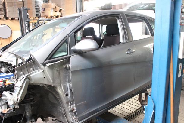 Foto: TÜR VORN LINKS eines Seat Toledo 2.0 TDI Lounge