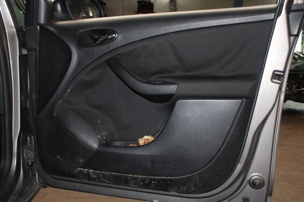 Foto: TÜR VORN RECHTS eines Seat Toledo 2.0 TDI Lounge