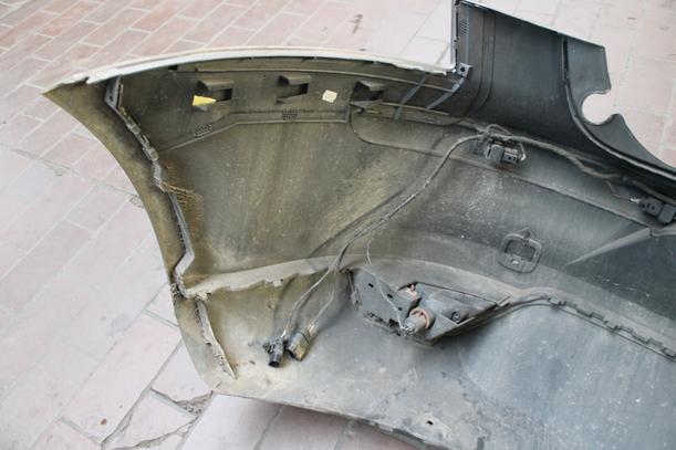 Foto: STOSSFÄNGER/ STOßSTANGE HINTEN eines Seat Toledo 2.0 TDI Lounge