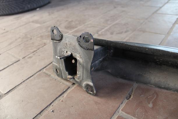 Foto: VERSTÄRKUNG HINTEN eines Seat Toledo 2.0 TDI Lounge