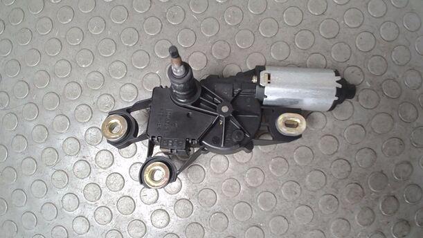 Foto: SCHEIBENWISCHERMOTOR HINTEN eines Seat Toledo 2.0 TDI Lounge