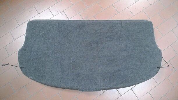 Foto: HUTABLAGE ( MIT ABLAGEKASTEN ) eines Seat Toledo 2.0 TDI Lounge