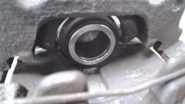 Foto: BREMSSATTEL VORN RECHTS eines Seat Toledo 2.0 TDI Lounge