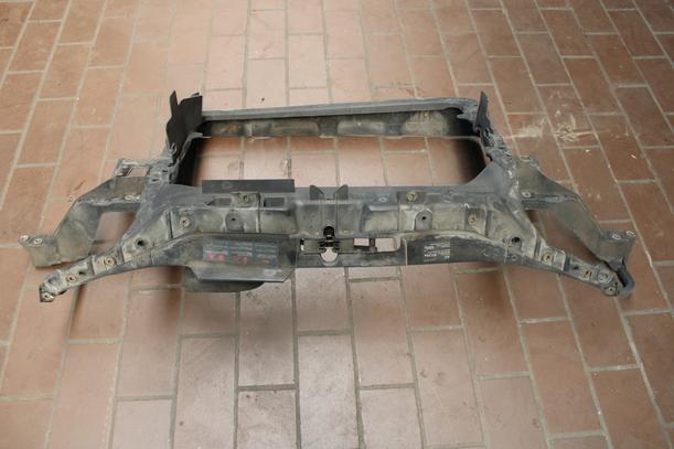 Foto: FRONTBLECH / SCHLOSSTRÄGER eines Seat Cordoba 1.4 16V Lounge