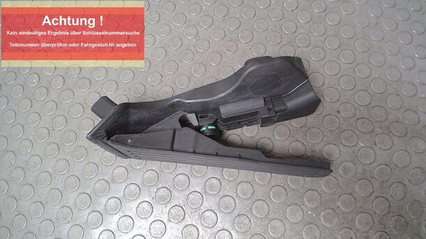 Foto: GASPEDAL eines Seat Toledo 2.0 TDI Lounge