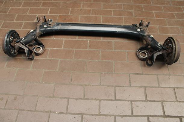 Foto: HINTERACHSE eines Seat Cordoba 1.4 16V Lounge