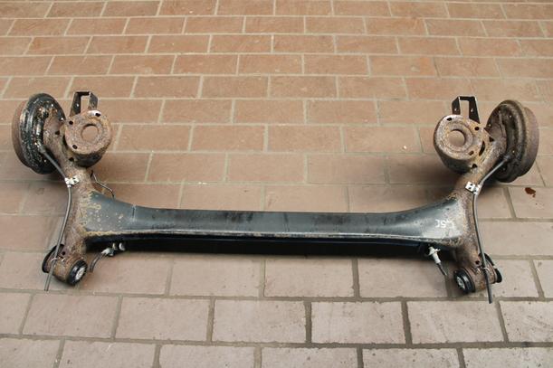 Foto: HINTERACHSE eines Seat Cordoba 1.4 16V Lounge