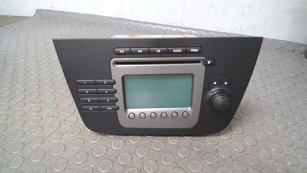 Foto: CD RADIO ( MIT RADIOCODE ) eines Seat Toledo 2.0 TDI Lounge