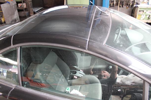 Foto: DACH/ VERDECK eines Peugeot 207 CC 120 VTi Lounge