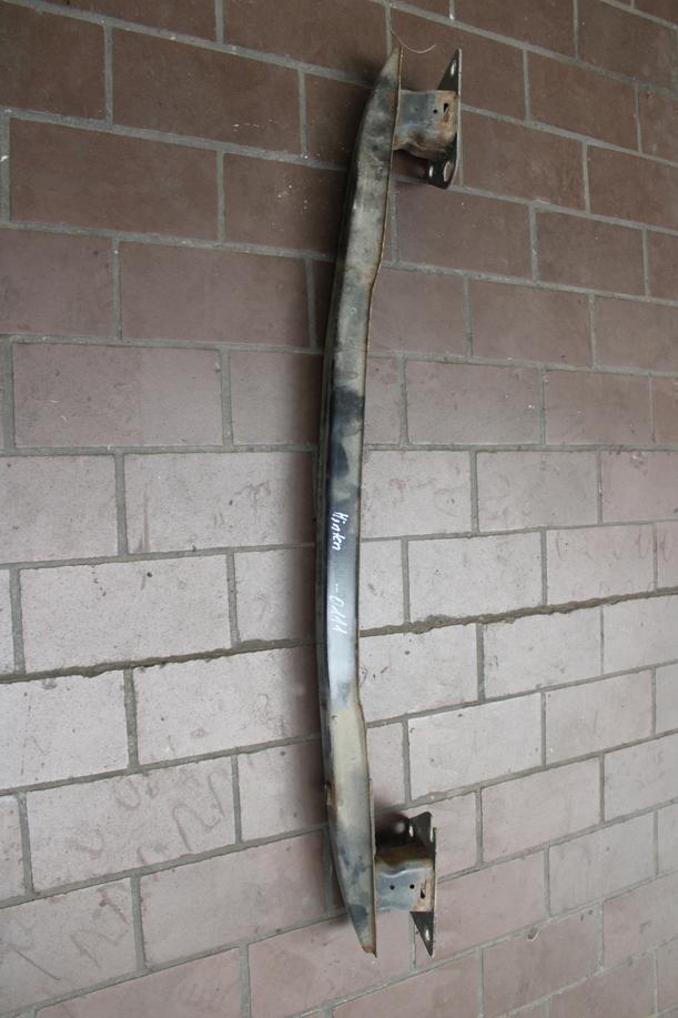 Foto: VERSTÄRKUNG HINTEN eines Peugeot 207 CC 120 VTi Lounge