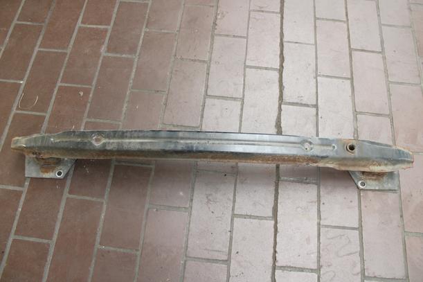 Foto: VERSTÄRKUNG HINTEN eines Peugeot 207 CC 120 VTi Lounge
