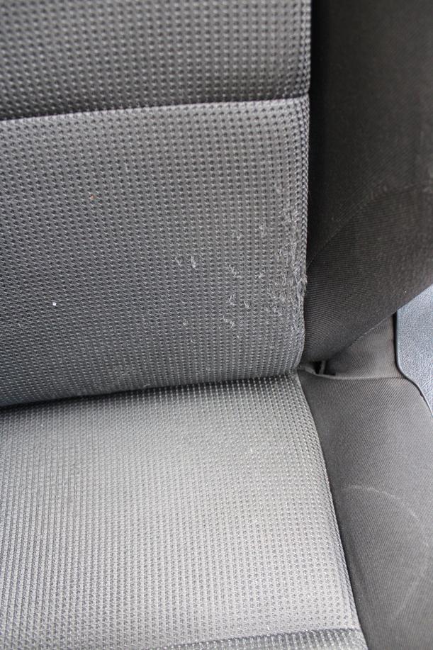 Foto: SITZE/ INNENAUSSTATTUNG ( CABRIO / CC ) eines Peugeot 207 CC 120 VTi Lounge
