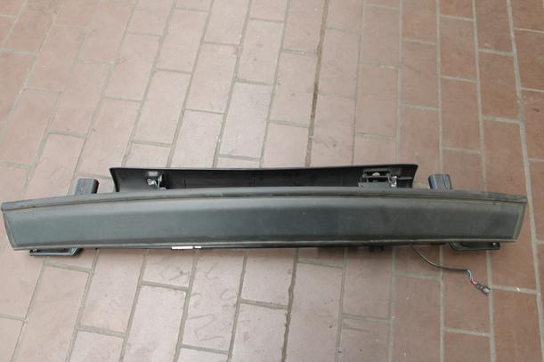 Foto: ABLAGE HINTEN/  VERDECK MECHANISMUS eines Peugeot 207 CC 120 VTi Lounge