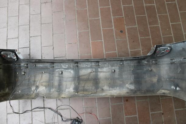 Foto: STOSSFÄNGER / STOSSTANGE HINTEN eines Nissan Almera Tino Lounge