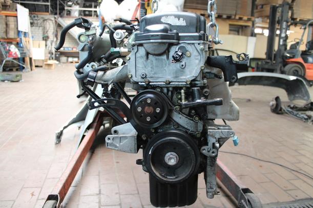 Foto: MOTOR QG18DE eines Nissan Almera Tino Lounge