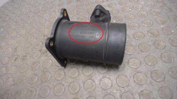 Foto: LUFTMASSENMESSER BOSCH eines Nissan Almera Tino Lounge