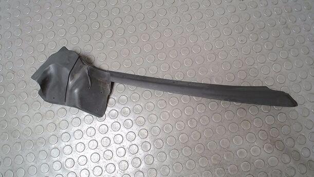 Foto: FENSTERSCHACHTLEISTE HINTEN LINKS ( CABRIO / CC ) eines Peugeot 207 CC 120 VTi Lounge