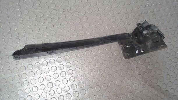 Foto: FENSTERSCHACHTLEISTE HINTEN LINKS ( CABRIO / CC ) eines Peugeot 207 CC 120 VTi Lounge