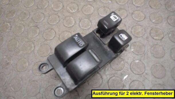 Foto: FENSTERHEBERSCHALTER eines Nissan Almera Tino Lounge