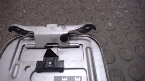 Foto: TANKKLAPPE eines Nissan Almera Tino Lounge