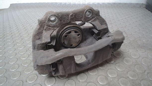 Foto: BREMSSATTEL VORN RECHTS ( BOSCH ) eines Peugeot 207 CC 120 VTi Lounge