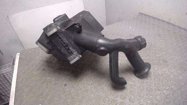 Foto: LUFTFILTER eines Nissan Almera Tino Lounge