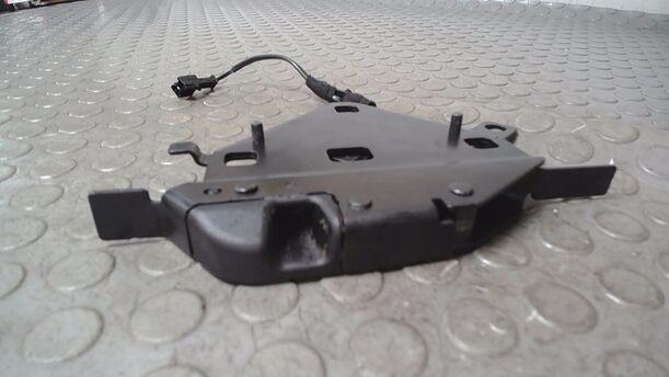 Foto: SCHLOSS VERDECK VORN LINKS eines Peugeot 207 CC 120 VTi Lounge