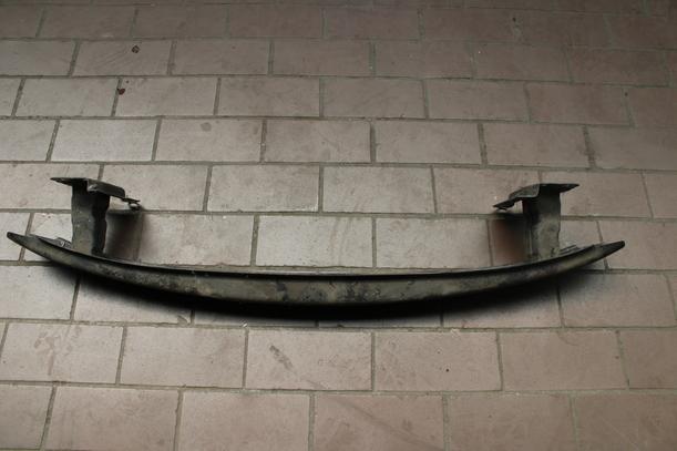 Foto: VERSTÄRKUNG VORN eines VW Polo 1.4 Avantgarde