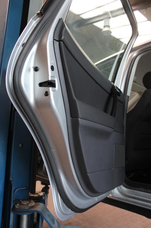 Foto: TÜR HINTEN LINKS eines VW Polo 1.4 Avantgarde