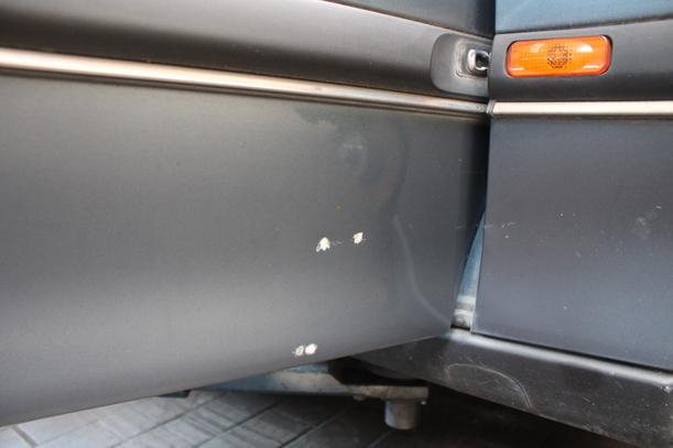 Foto: TÜR VORN RECHTS ( VOR FACELIFT ) eines Opel Omega 2.0 16V Avantgarde