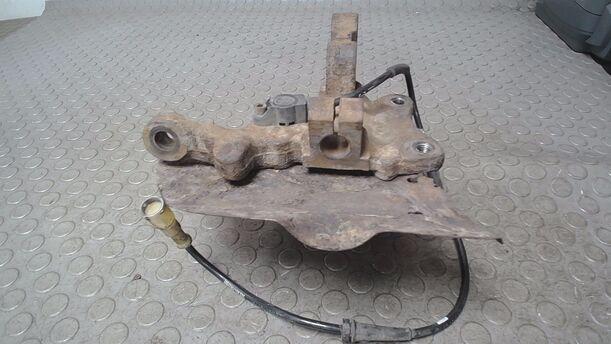 Foto: ACHSSCHENKEL VORN LINKS ( ABS ) eines Opel Omega 2.0 16V Avantgarde